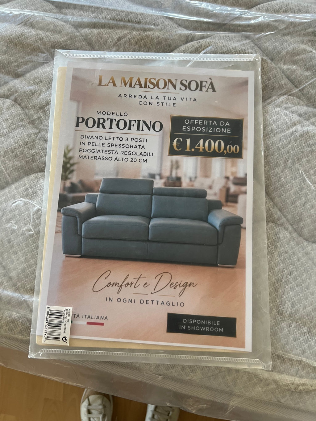 Cartello offerta Portofino in showroom