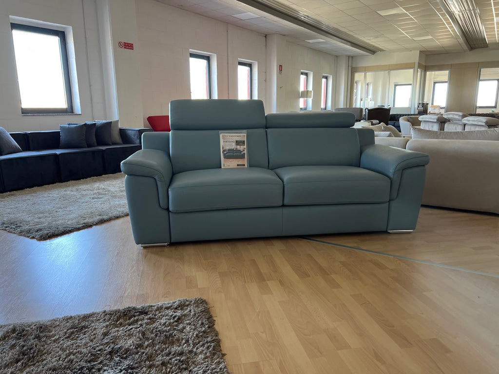 Portofino divano letto 3 posti in pelle – vista frontale